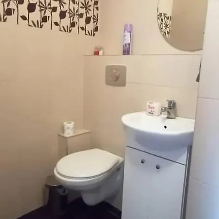 Like Apartment *